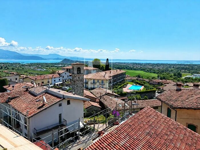 Appartamento bilocale in vendita in Via Rosario, Polpenazze del Garda