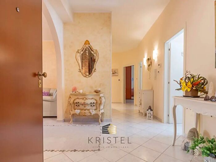 Appartamento con 7 locali in vendita in Via Piero Gobetti, Pescara