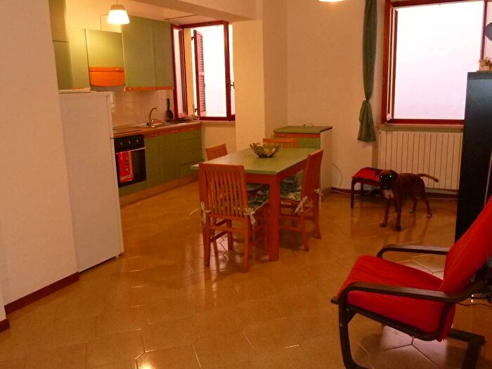Appartamento quadrilocale in affitto in Via Benincasa, Corsi, Ancona