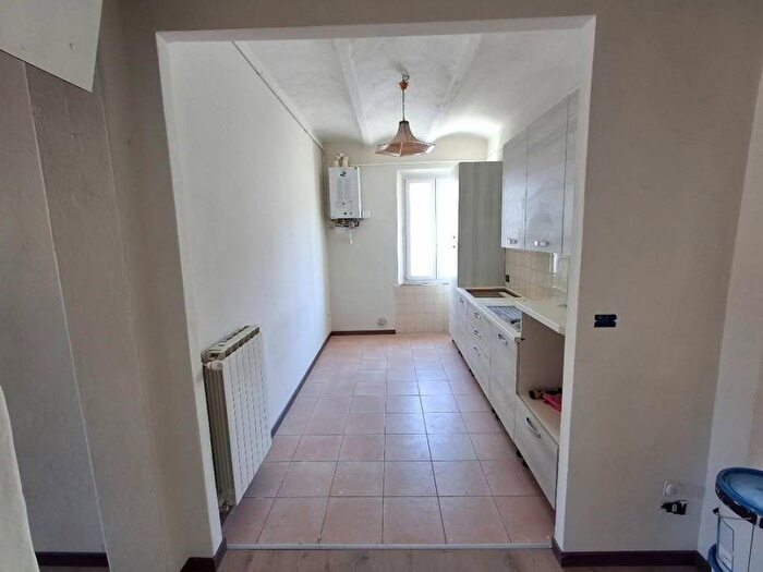 Casa quadrilocale in affitto in Vie Renato Pagni, Gagno Passi, Pisa