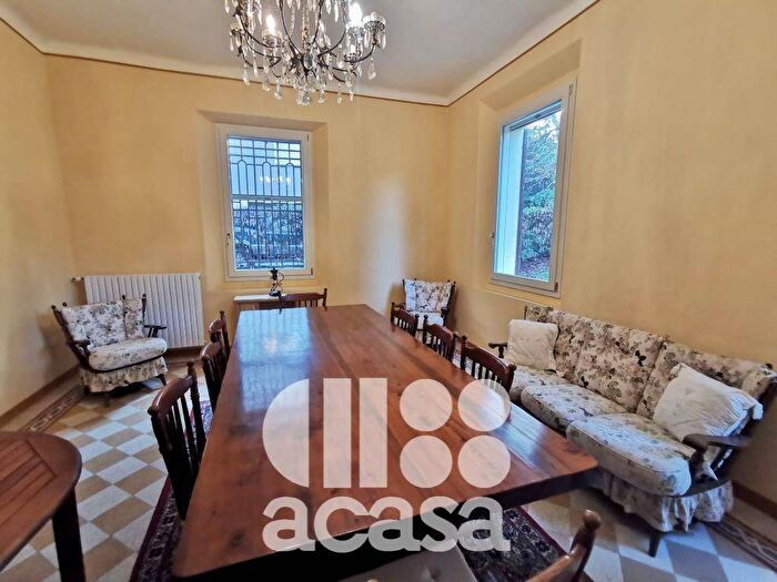 Casa con 6 locali in affitto in Sarsina