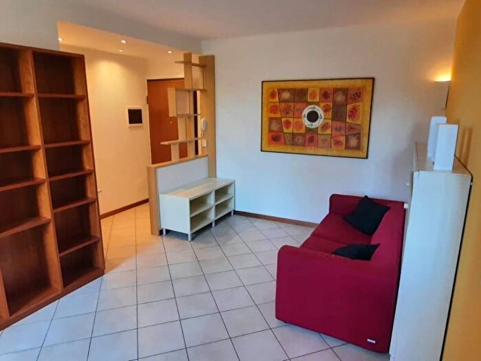 Appartamento trilocale in affitto in Via alla Castellana, Centro, Cernusco sul Naviglio