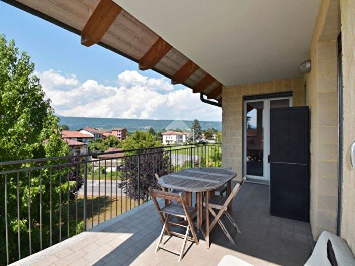 Appartamento quadrilocale in affitto in Via Pratisecchi, Ivrea
