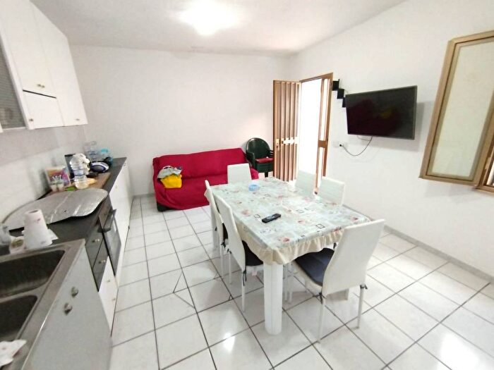 Appartamento trilocale in affitto in Via Domenico Marincola Pistoia, Centro Storico, Catanzaro