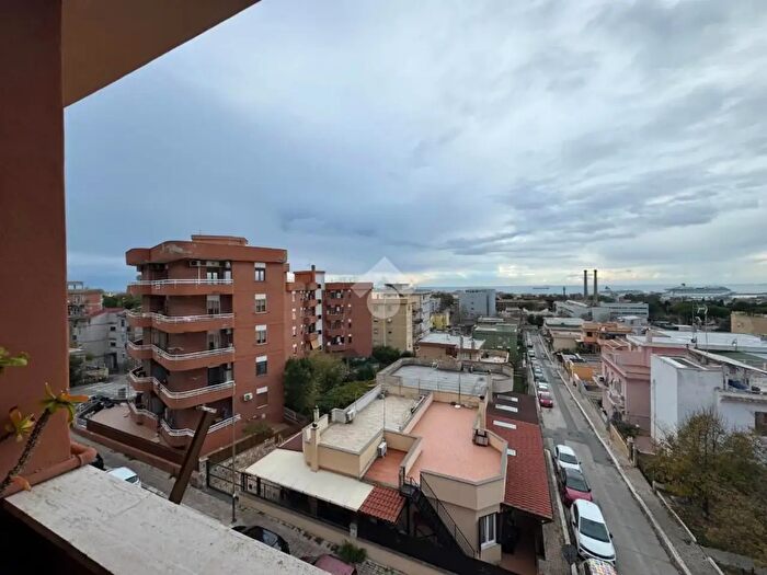 Appartamento quadrilocale in vendita in Via Berto Barbarani, Civitavecchia