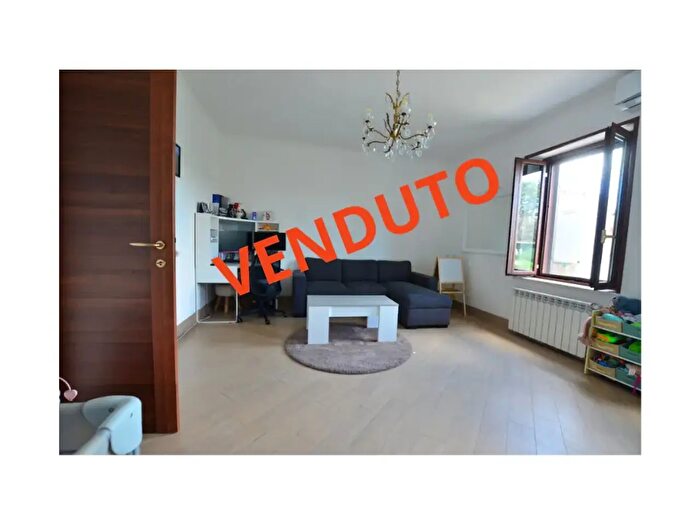 Casa bilocale in vendita in Via degli Eucalipti, Anguillara Sabazia