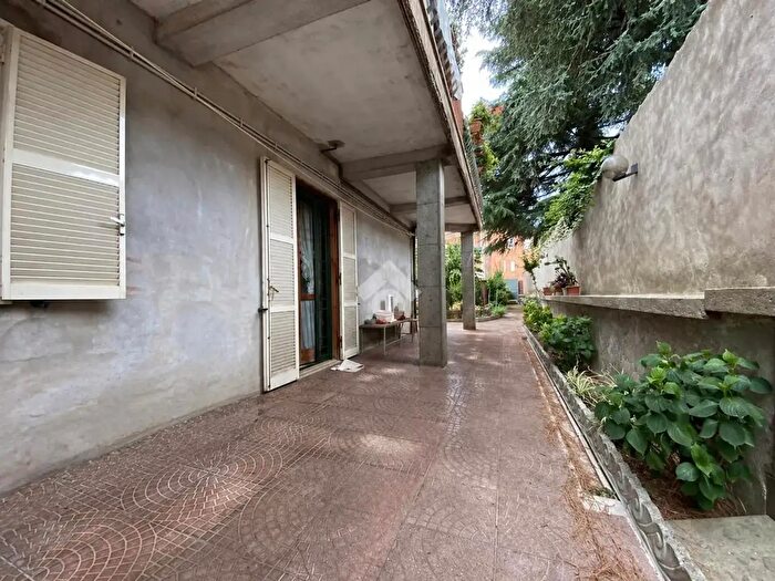 Appartamento trilocale in vendita in Via Trieste, San Cesareo