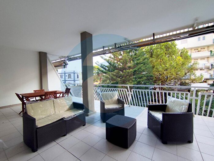 Appartamento quadrilocale in affitto in Via Hahnemann, Bari