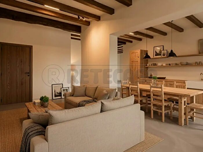 Casa con 6 locali in vendita in Via Vicolo Castello, Monteviale