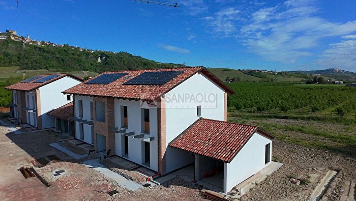 Appartamento bilocale in vendita in Guarene