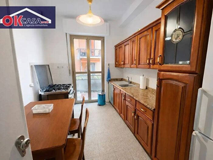 Appartamento con 5 locali in vendita in Via Giovanni della Casa, Verona