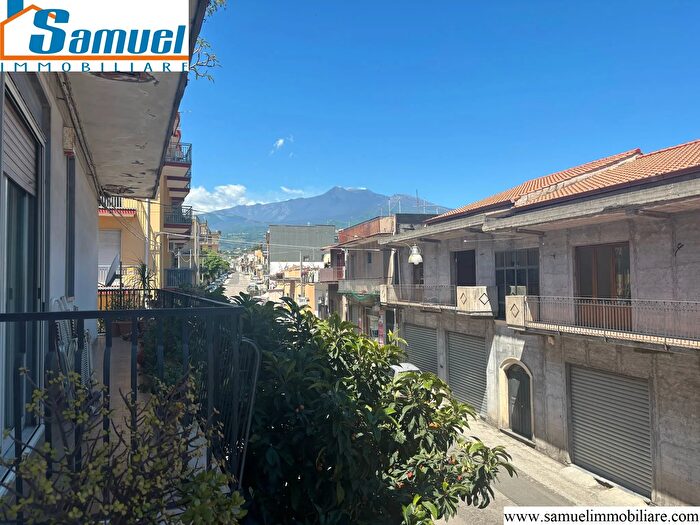 Appartamento trilocale in vendita in Via di Circumvallazione, Riposto