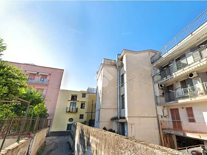 Appartamento quadrilocale in vendita in I Trav Vagnola, Torre Annunziata