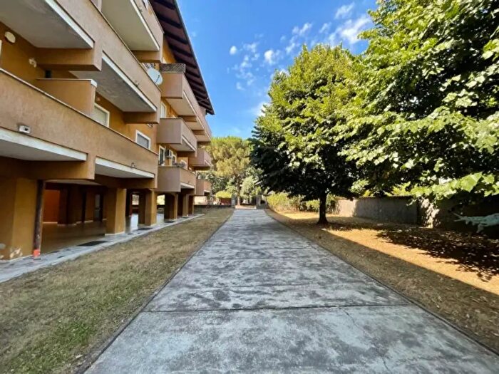 Appartamento bilocale in vendita in Via Pio XII, Buscate