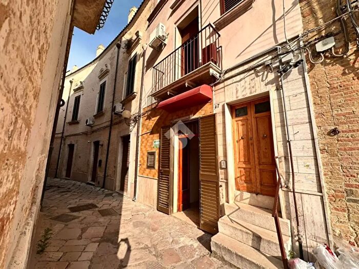 Casa bilocale in vendita in Vicolo Mazzilli, San Severo