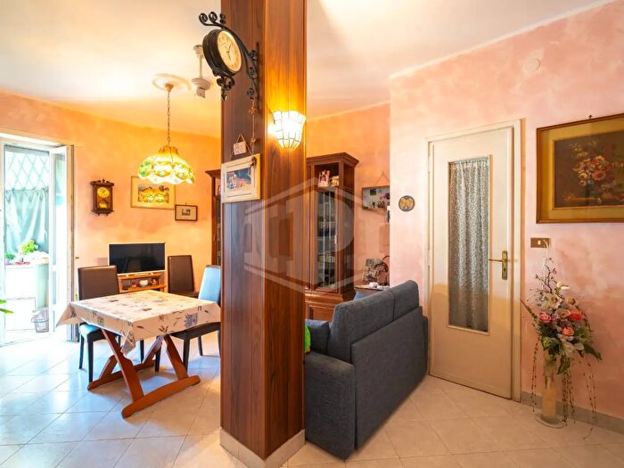 Appartamento bilocale in vendita in Via Rondissone, Torino