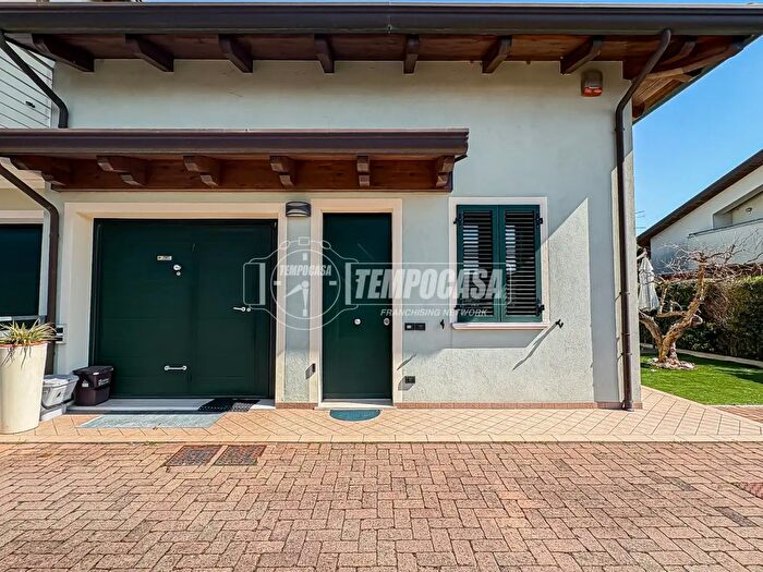 Casa quadrilocale in vendita in Via Marco Biagi, Cesenatico