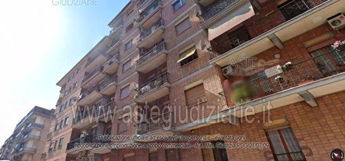 Appartamento bilocale in vendita in Via Eugenio Checchi, Roma