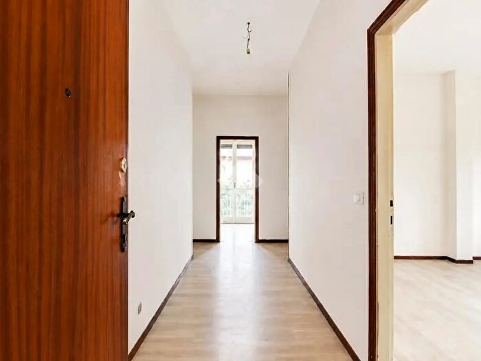 Appartamento trilocale in affitto in Via Budapest, Parma