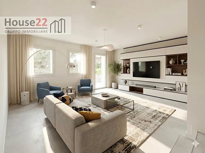 Casa con 5 locali in vendita in Piazza Mariano Rumor, Arcugnano