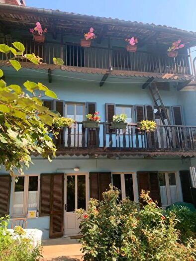 Casa trilocale in vendita in Via degli Orti Azeglio, Azeglio