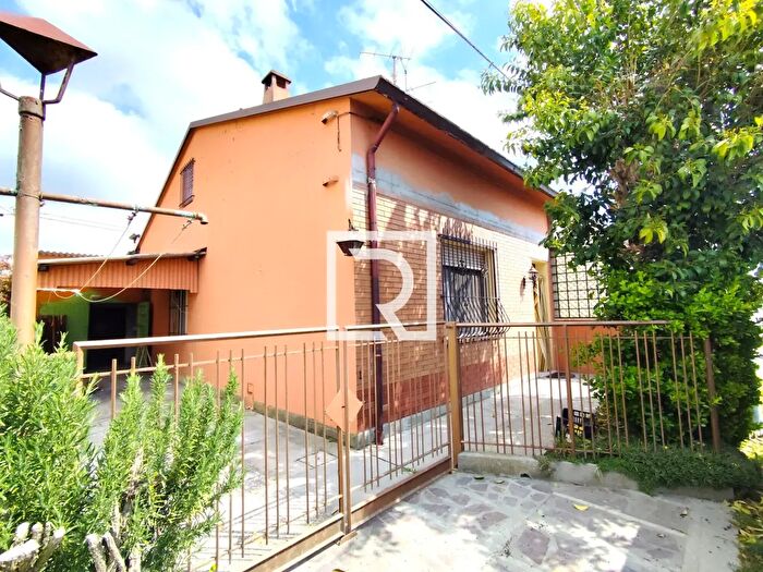 Casa trilocale in vendita in Via Canala, Ravenna