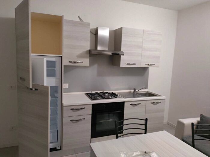 Appartamento trilocale in affitto in Semicentro, Este