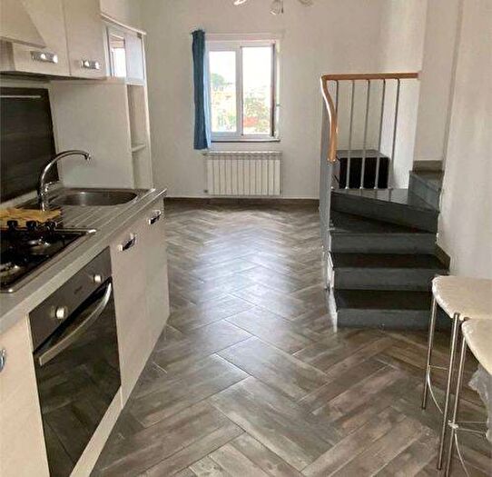Appartamento bilocale in affitto in Via Sedivola, Torre del Greco