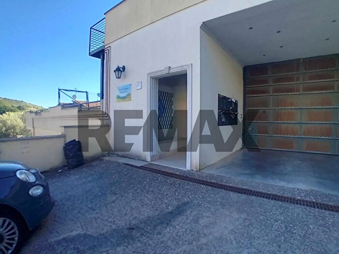 Appartamento trilocale in vendita in Via del Pascolaro, Monte Romano