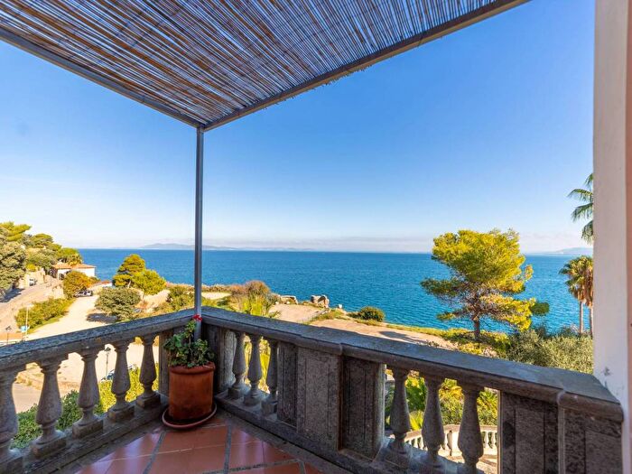 Appartamento con 6 locali in affitto in Via dei Fari, Porto Santo Stefano, Monte Argentario