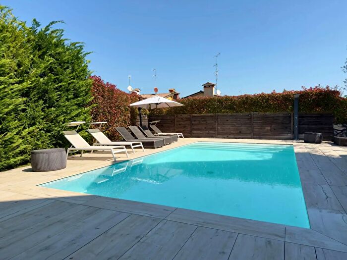 Casa con 12 locali in vendita in Via dei Pini, Susegana