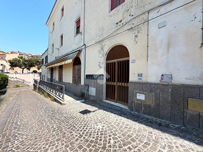 Appartamento trilocale in vendita in Via Giacinto Guglielmi, Montalto Di Castro