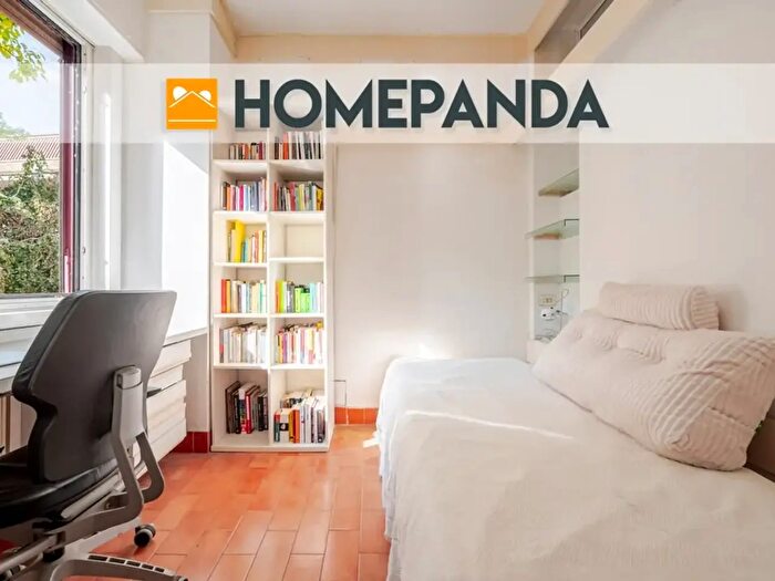 Appartamento monolocale in vendita in Via degli Odescalchi, Milano