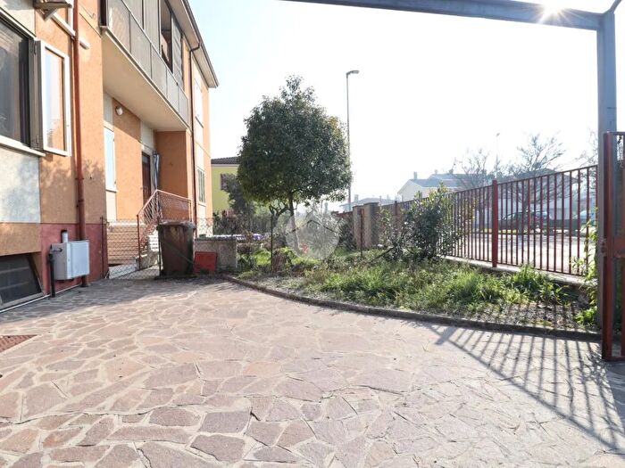 Appartamento bilocale in vendita in Via Teofilo Folengo, San Giorgio Bigarello