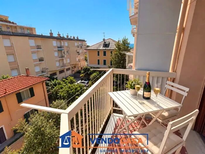 Appartamento bilocale in vendita in Vico delle Stelle, Finale Ligure