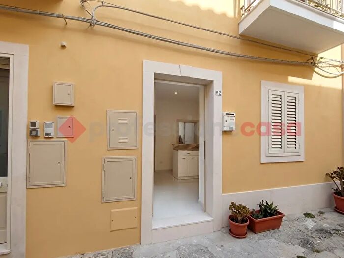 Appartamento bilocale in vendita in Ronco III Viale Tica, Siracusa