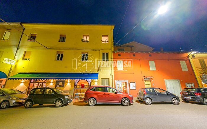 Appartamento trilocale in vendita in Via dei Mille, Castelfranco Emilia