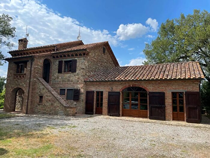 Casa con 7 locali in vendita in CS Pietraia, Cortona