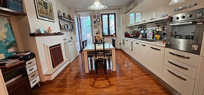 Appartamento quadrilocale in vendita in Corso Vittorio Emanuele Civitanova Marche Macerata, Civitanova Marche