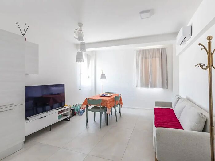 Appartamento bilocale in affitto in Via XXV Aprile, Ancona