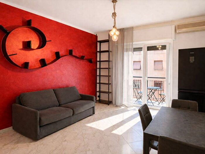 Appartamento bilocale in affitto in Via Arbe, Maggiolina, Milano