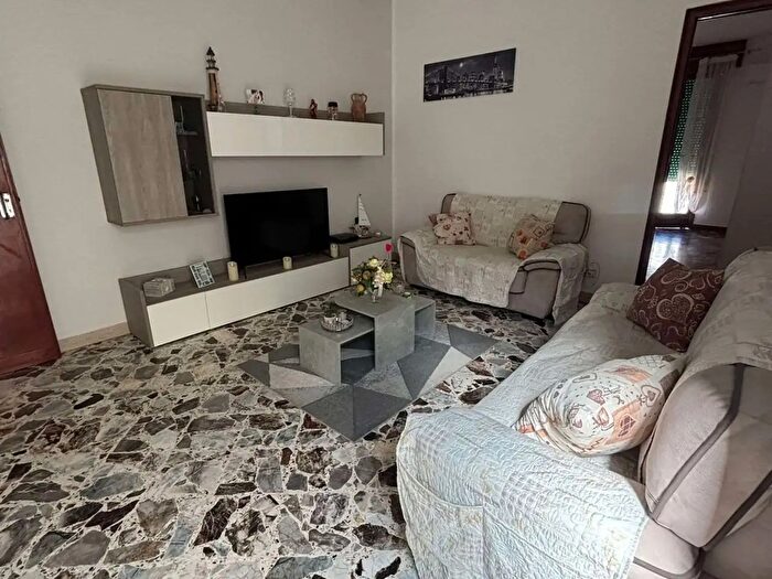 Appartamento con 5 locali in vendita in Mazara Del Vallo