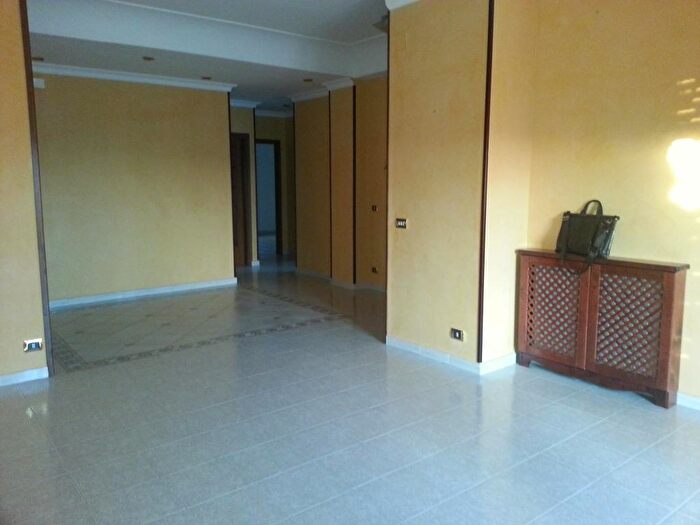 Appartamento con 6 locali in vendita in Via degli Imperatori, Agrigento