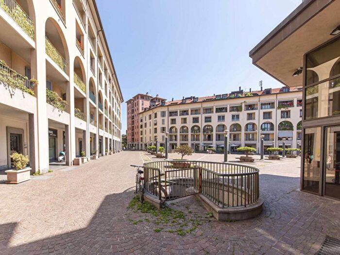 Appartamento bilocale in affitto in Piazza Generale Carlo Alberto dalla Chiesa, Centro, Bollate