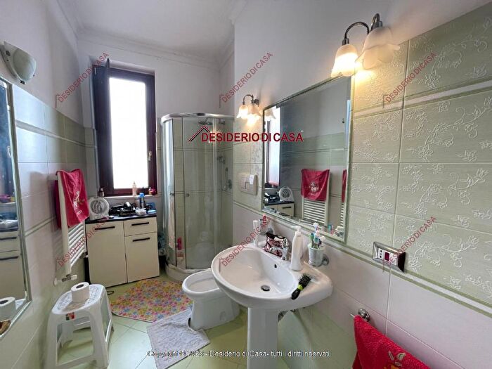 Appartamento trilocale in vendita in Palermo