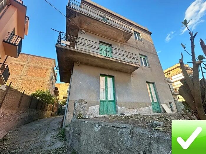 Appartamento trilocale in vendita in Reggio Calabria