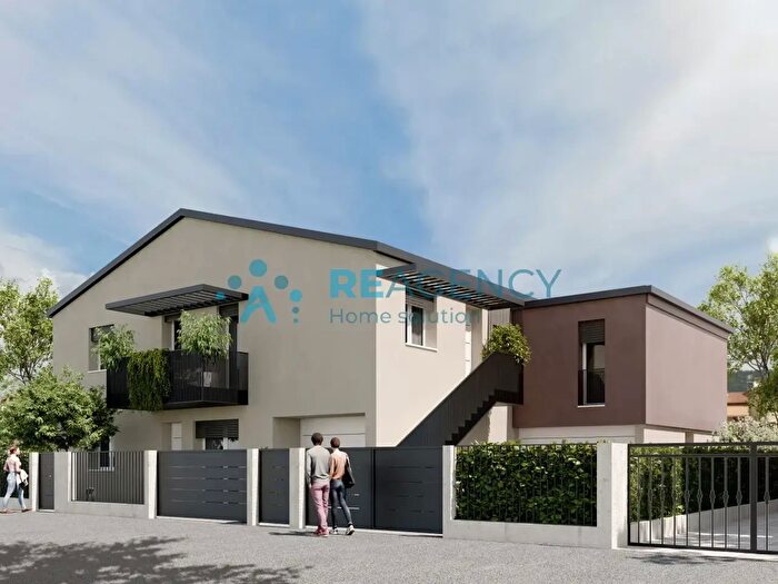 Appartamento quadrilocale in vendita in Via Divisione Tridentina, Trissino