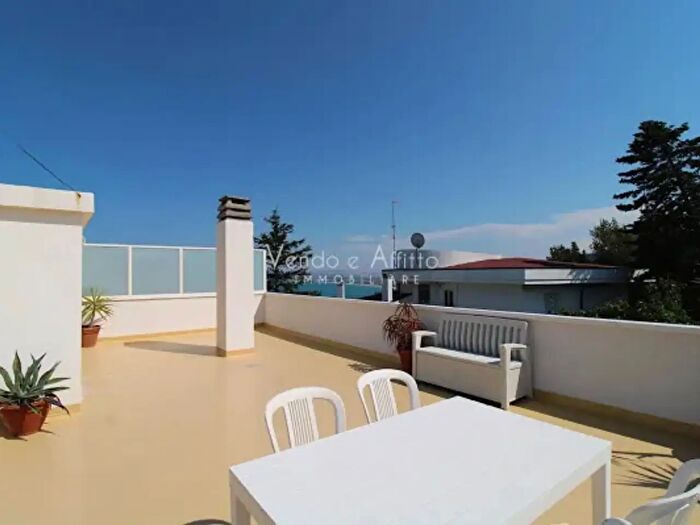 Casa con 6 locali in affitto in Vasto