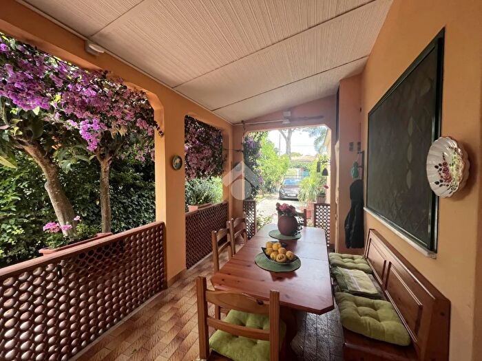 Casa con 5 locali in vendita in Via Posta, Nettuno