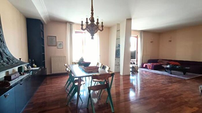 Appartamento con 5 locali in vendita in Treia